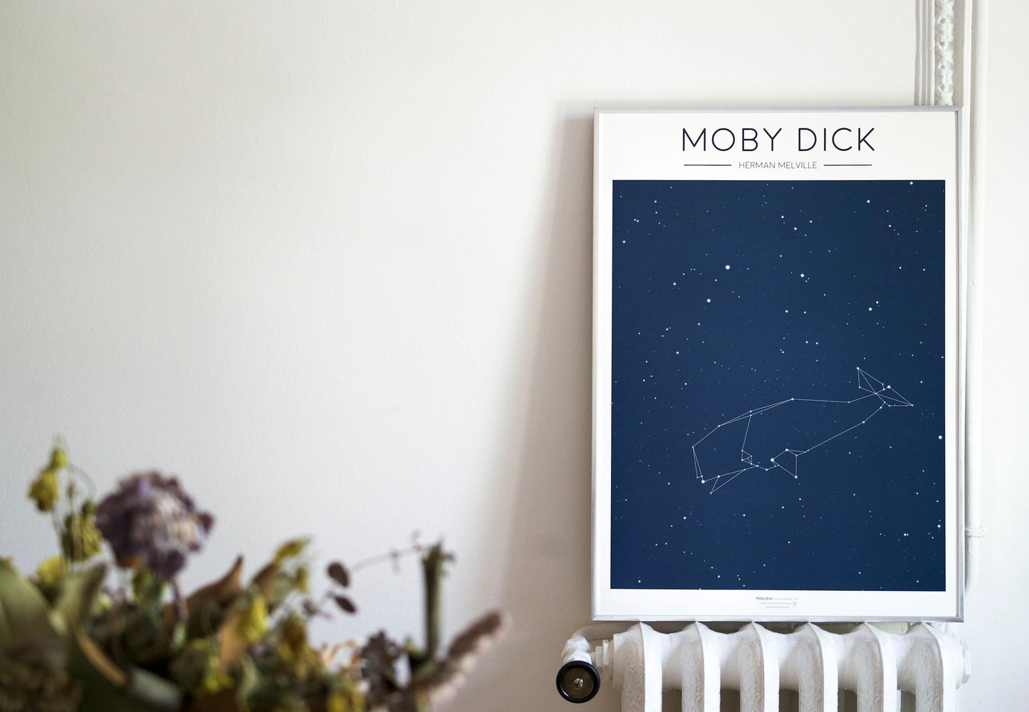Moby Dick +Lupa CARSON 10X. Libro completo en una sola página